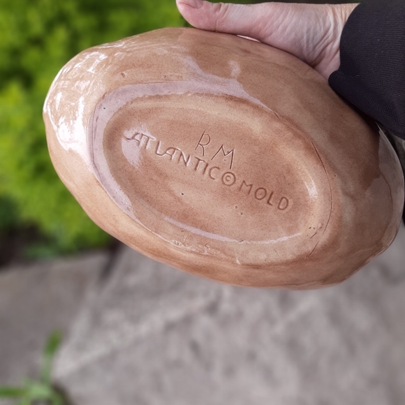 Vintage Atlantic Mold Potato Dish - Picture 3 of 3